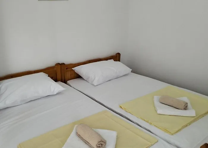 Thea\'S Apartment